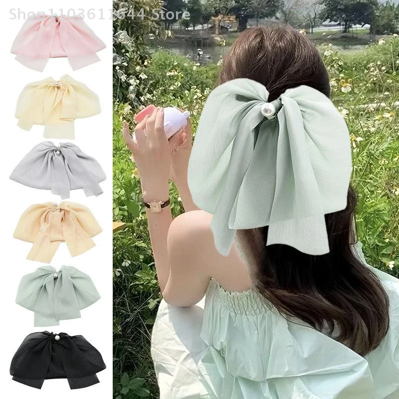 

Korean Style Large Pearl Butterfly Knot Hair Clip Elegant Hair Card For Professional Salon Hair Division And Fixation