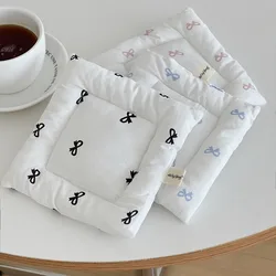 Fashion Heat Resistant Cup Mat Non-slip Bow shaped Heat Insulation Pad Tea Mat