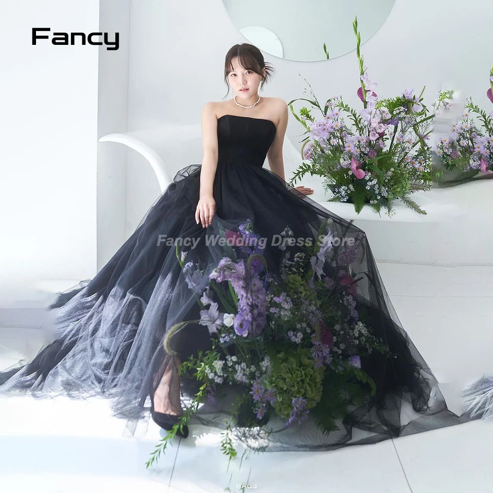 Fancy Simple Black A Line Wedding Dress Strapless Soft Tulle Bridal Gown Sleeveless Wedding Party Dresses customized