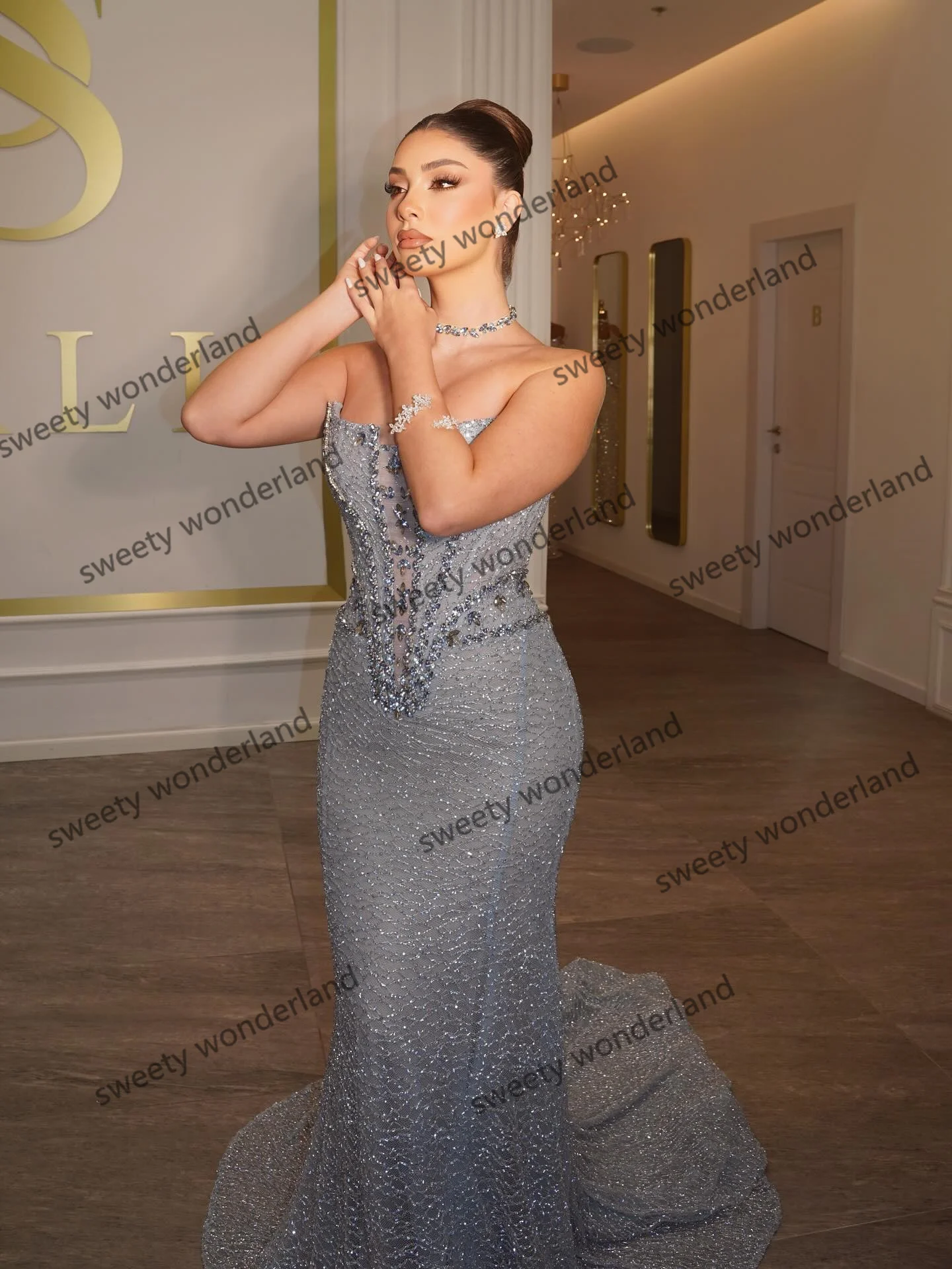 فساتين سهرة حورية البحر فضية بدون حمالات فستان حفلة موسيقية كريستالي فاخر لحفلات الزفاف فساتين رسمية مخصصة