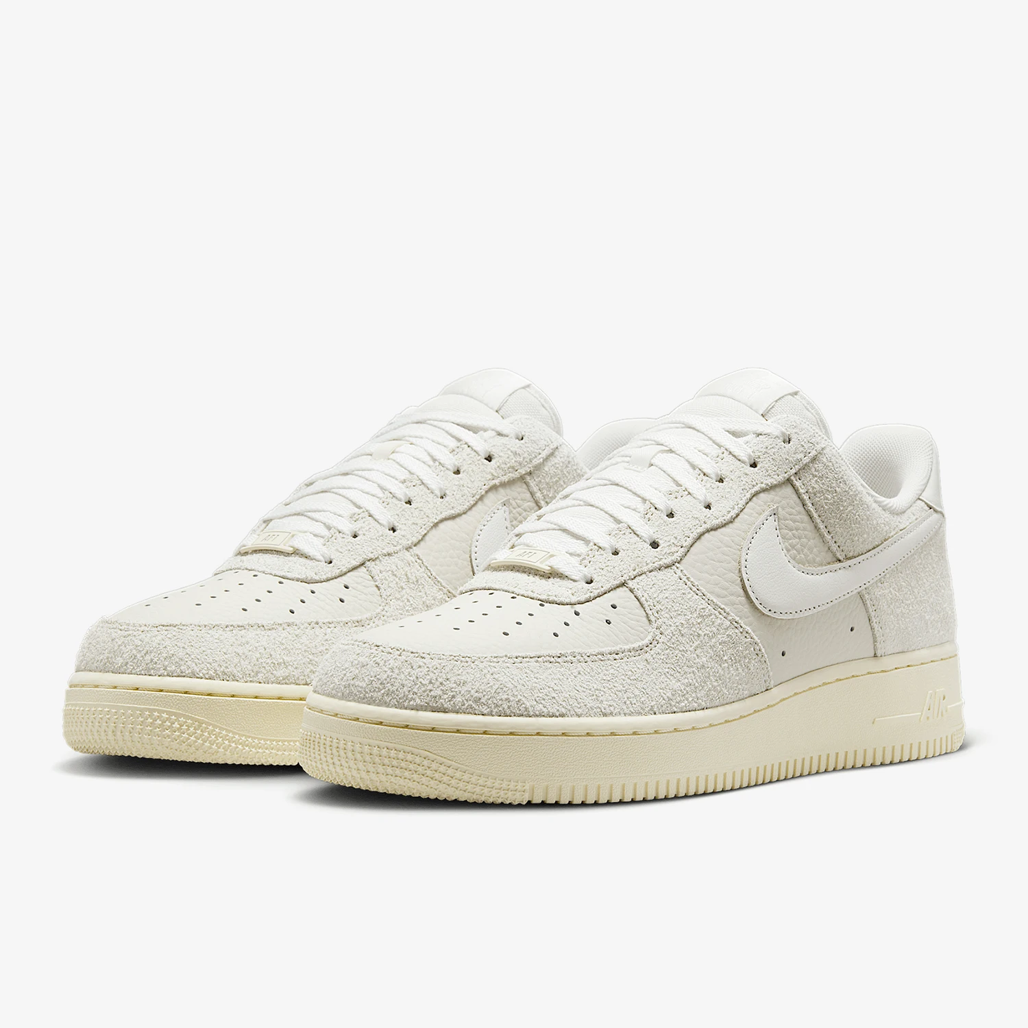 

Оригинальные мужские легкие повседневные кроссовки Nike Air Force 1 07 LX HF2897-001