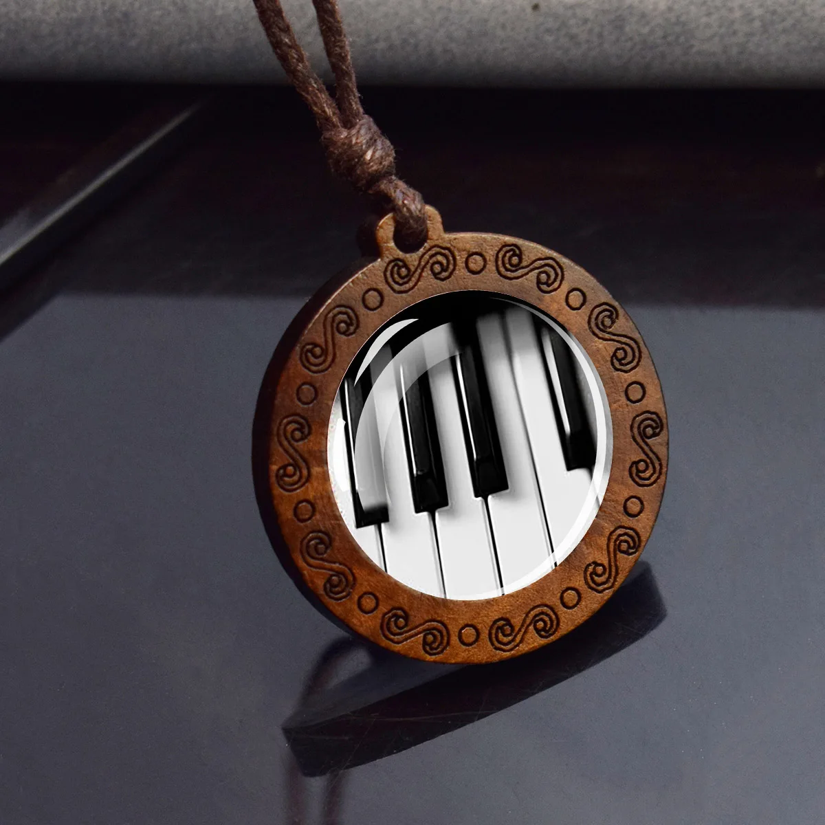 1pc Musical Instrument Piano Guitar Flute Picture Wood Pendant Necklace Music Note Jewelry