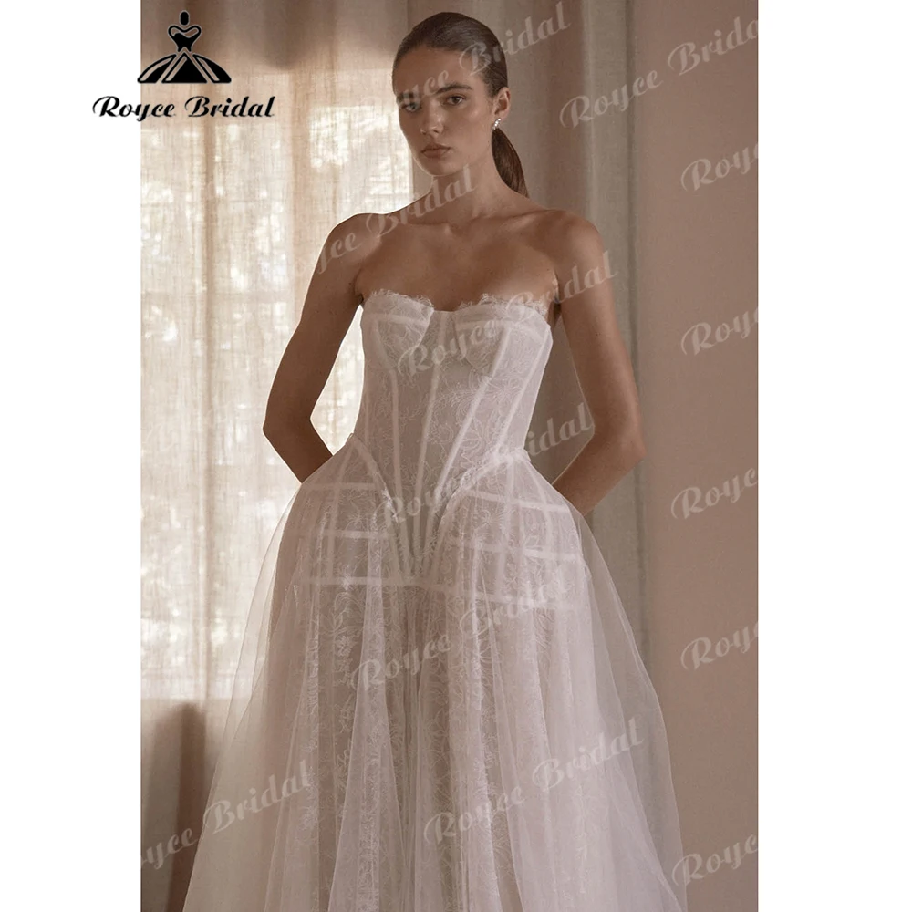Strapless Lace Corset Wedding Dress Sheer Tulle Ball Gown with Exposed Boning Chapel Train Abiti Da Sposa Customized