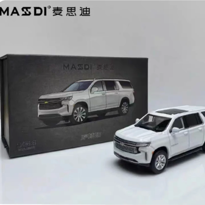 masdi-サーブ-バン-ホワイト-高級suv、マクラーレン-セナ-ティール-スーパーカー、忠実に再現された、コレクターグレードのカーモデルギフト。