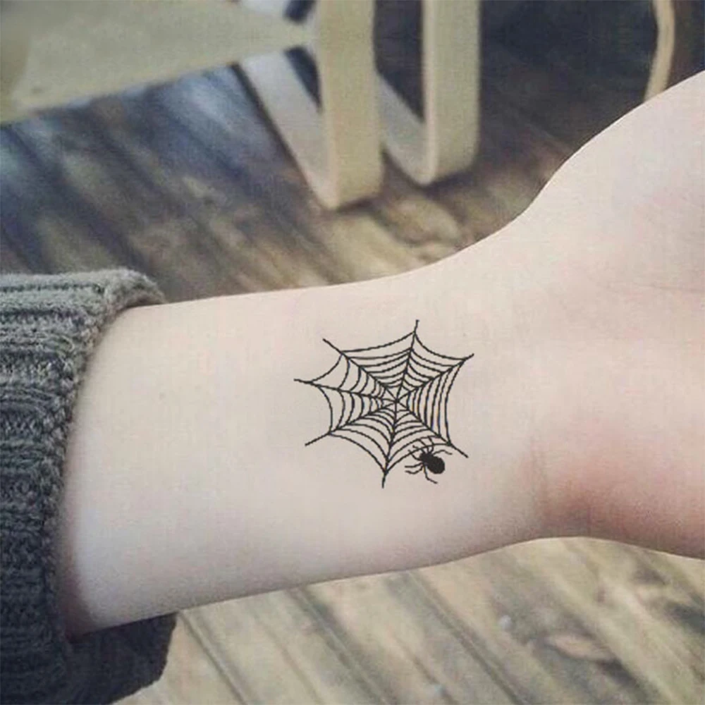 

Women Sexy Scary Hand Water Transfer Wrist Foot Temporary Tattoo Sticker Halloween Fake Tattoo Body Art Spider Halloween Tattoo