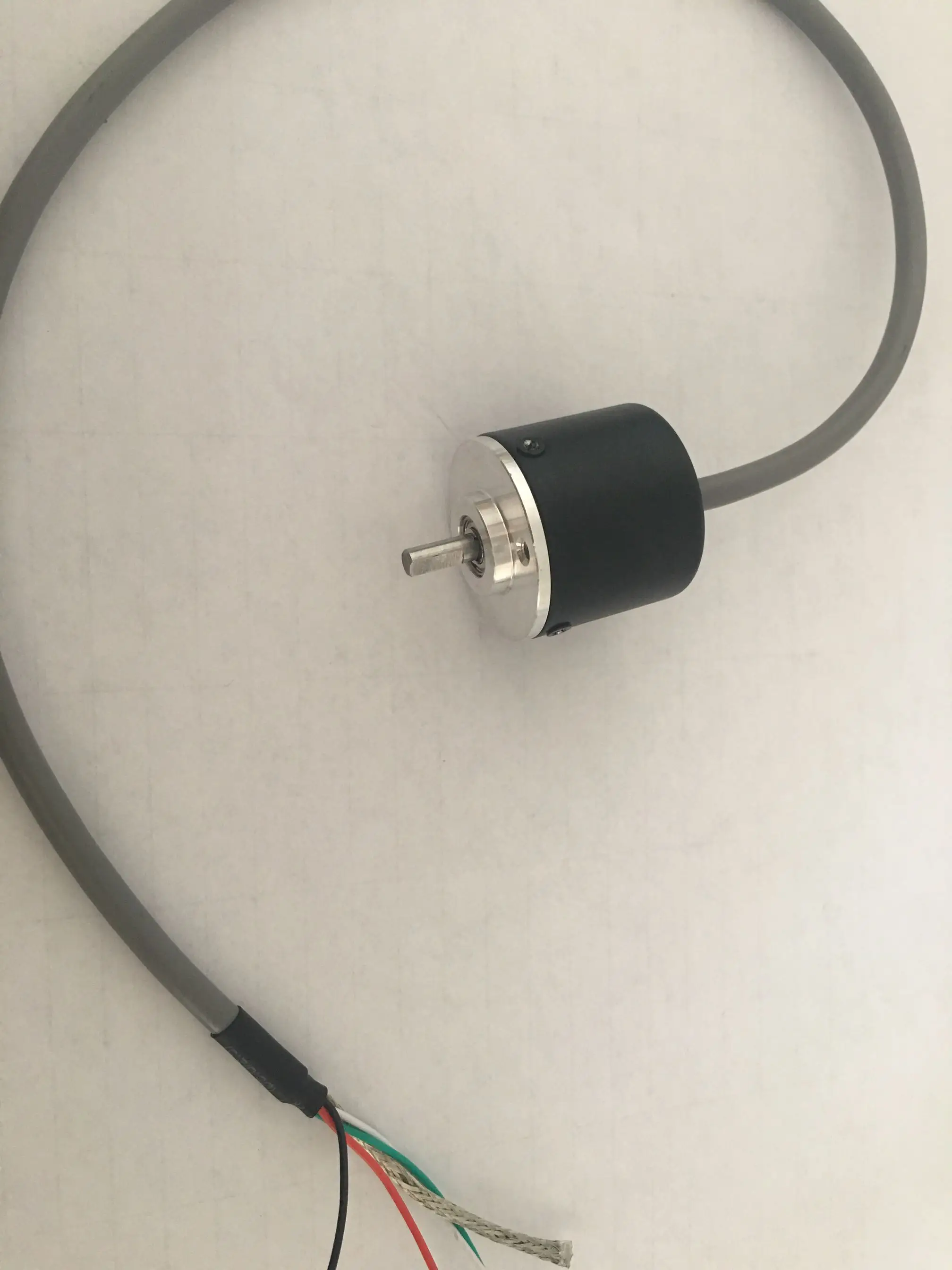 E30S4-200-3-V-24 photoelectric rotary encoder 3-T-24 E30S4-200-3-N-24