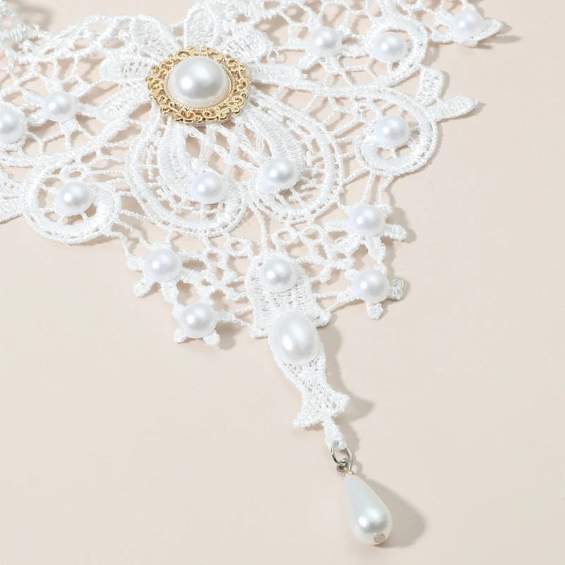 

Кружевное колье -колье Готическое кружев