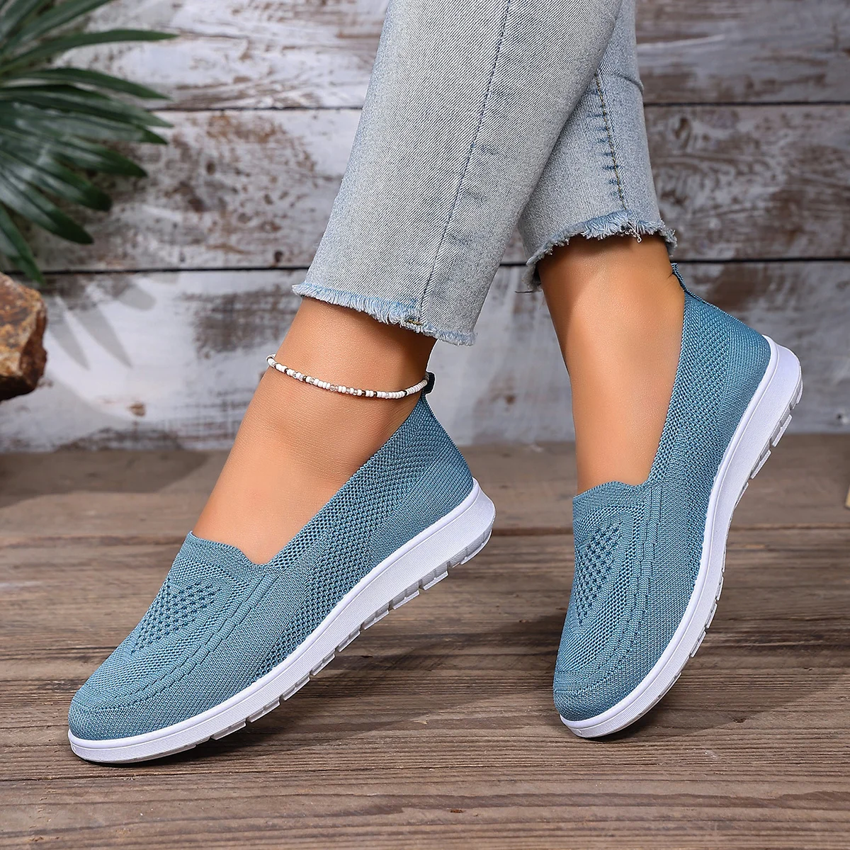 Leichte Damen-Strick-Flachschuhe, Slip-On-Sneaker, atmungsaktive Low-Top-Turnschuhe, Wanderschuhe mit hohler, weicher Sohle – Detail 2