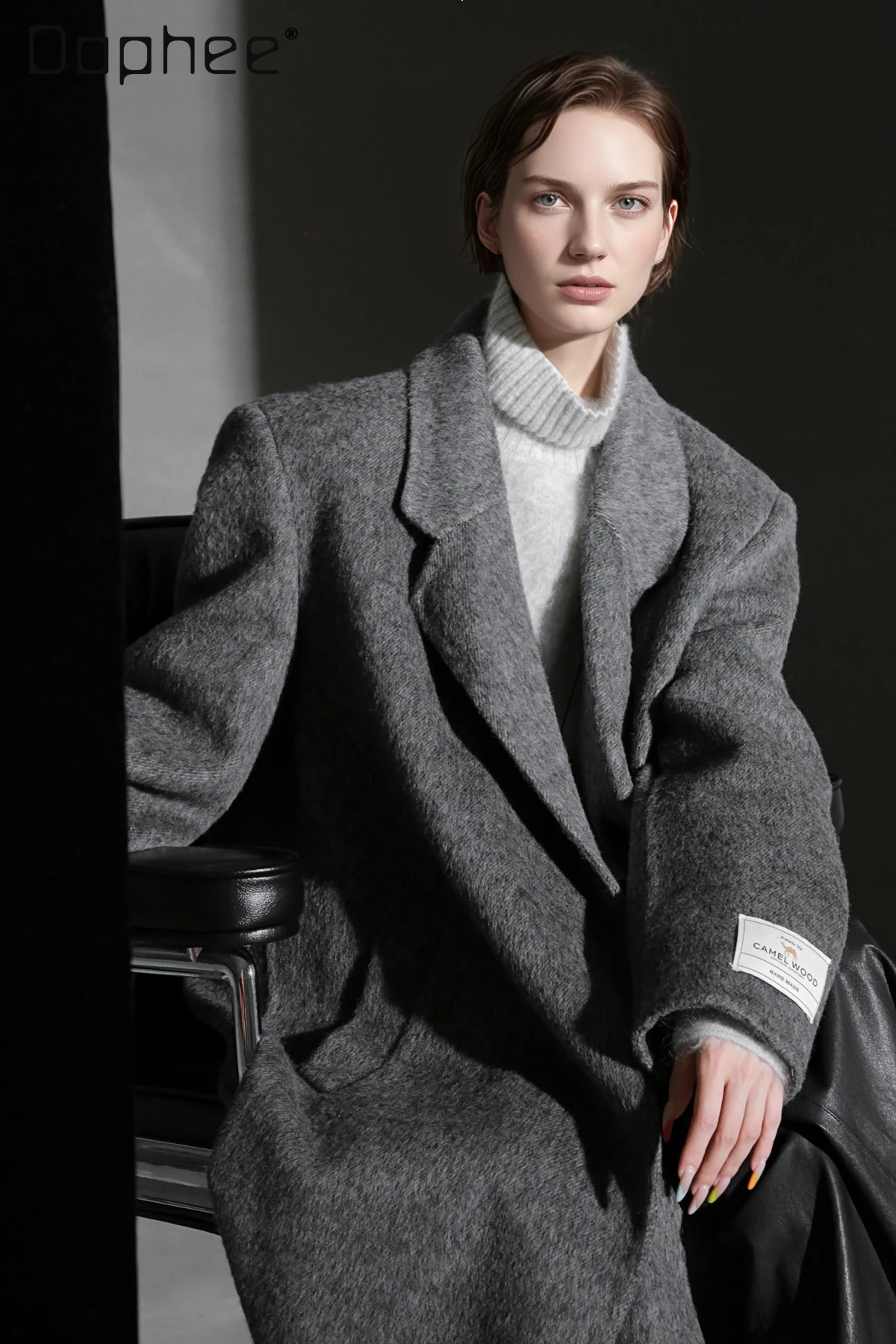 เสื้อโค้ทขนสัตว์สไตล์คลาสสิกแบบกระดุมเดียวสำหรับผู้หญิง เสื้อโค้ทขนสัตว์สองด้าน ความยาวปานกลาง แฟชั่นฤดูหนาวสำหรับเดินทาง เสื้อโค้ทระดับไฮเอนด์