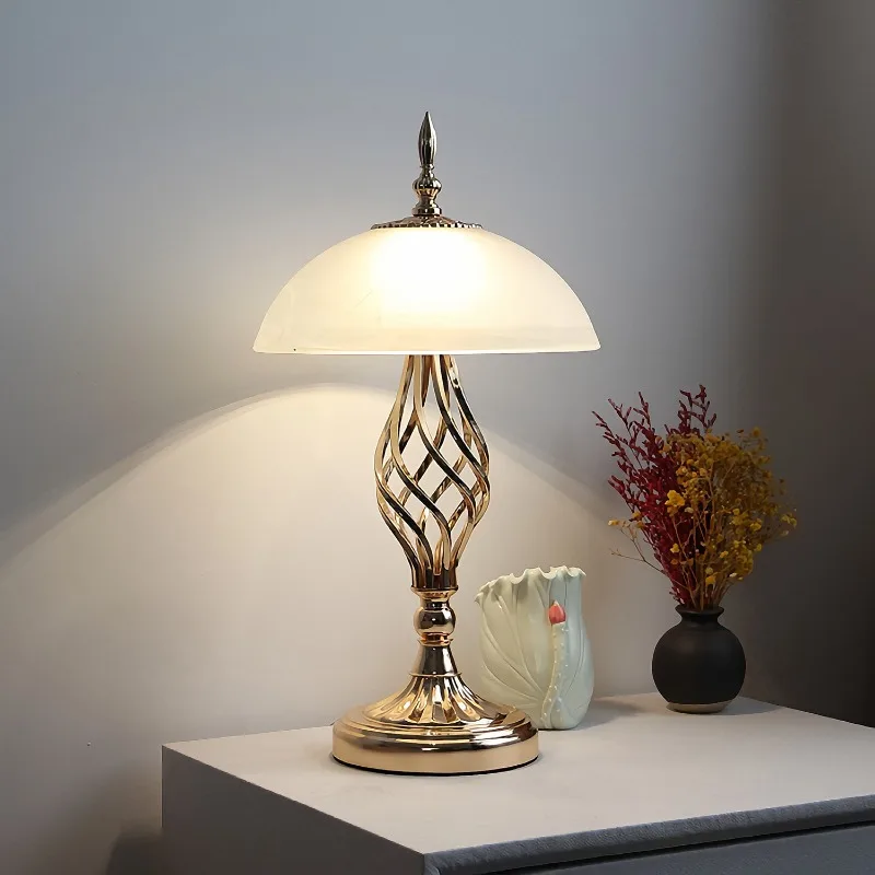 

European Retro Style Glass Bedside Table Lamps Bedroom Living Room Study Restaurant Hotel Control Dimming Atmosphere Desk Lights