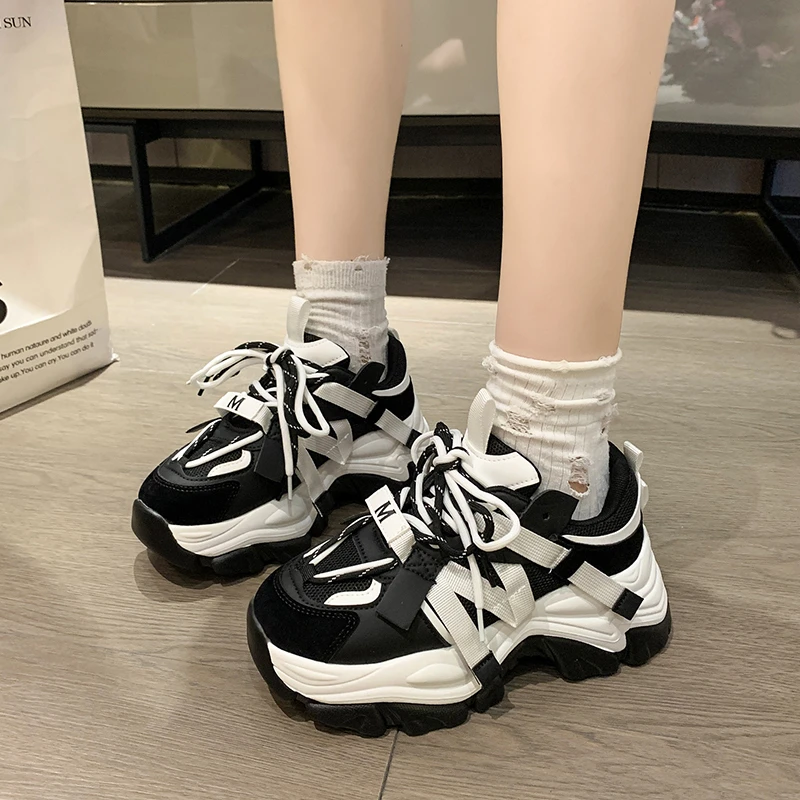 Brand Designer Shoes for Women 2023 Fashion Women\'s Chunky Sneakers 41 Trendy Sports Shoes Female Tenis 42 Plus Size