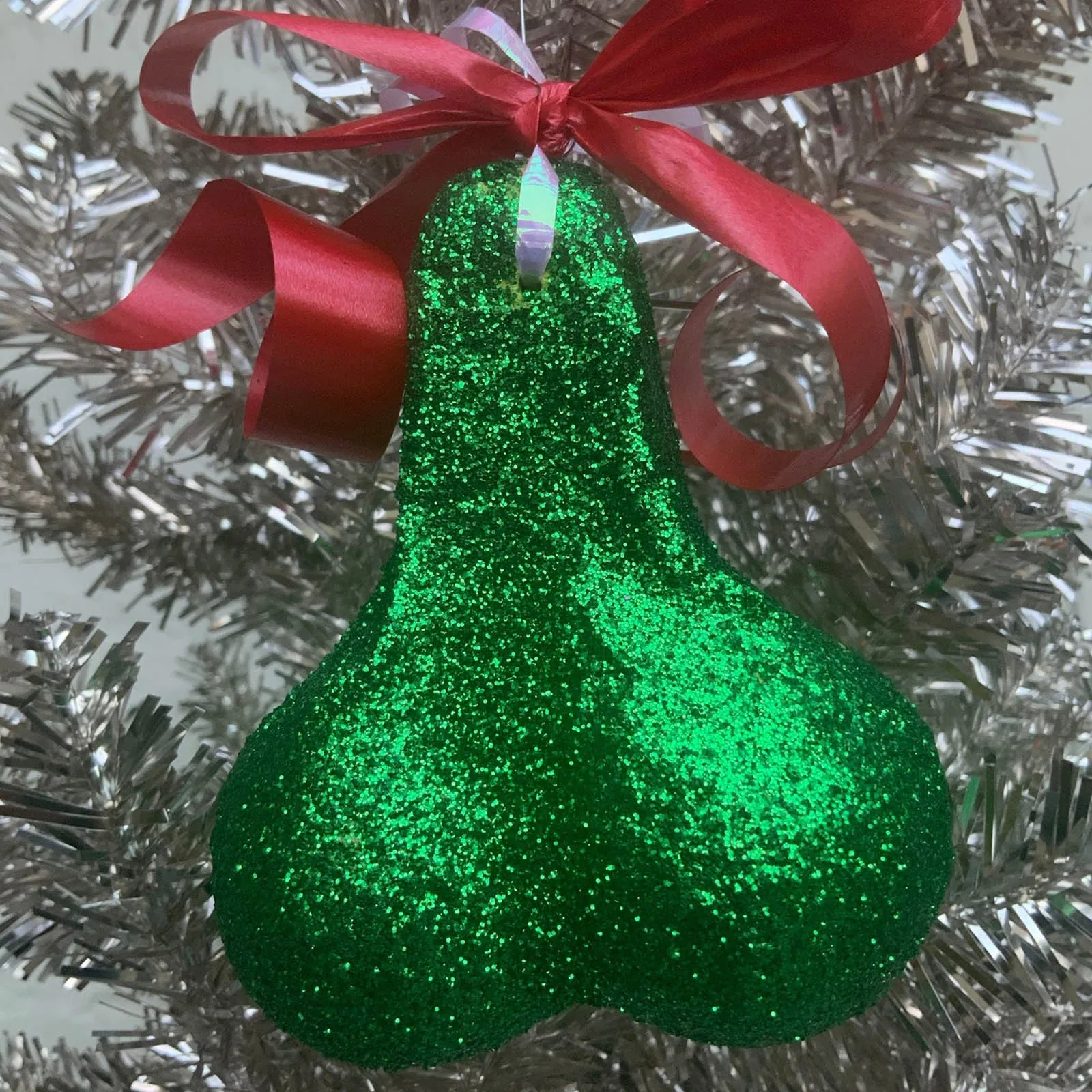 Single Party Gift Christmas Resin Pendant Christmas Tree Pendants Funny Penis Male Pendant Decorative Holiday Gift Natal