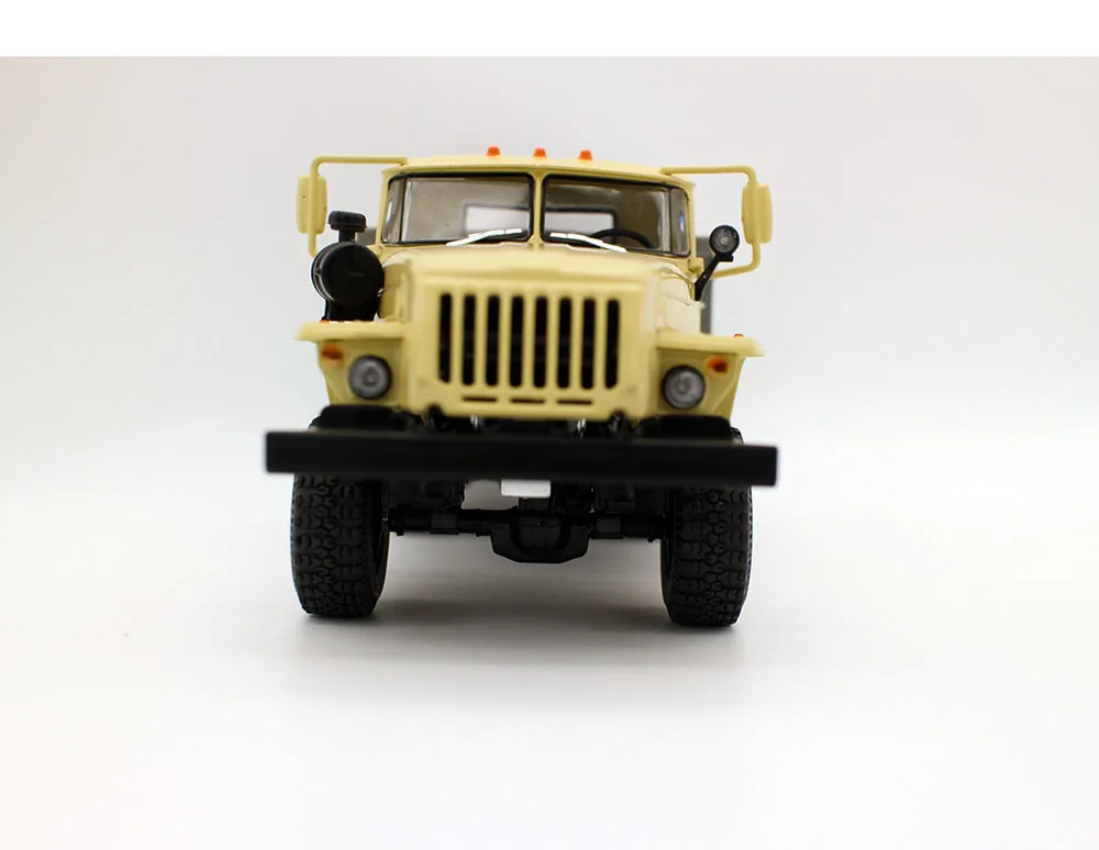 NEW 1 43 Scale URAL 43202-31 Truck by EAC AUTOHISTORY Diecast model for collection gift