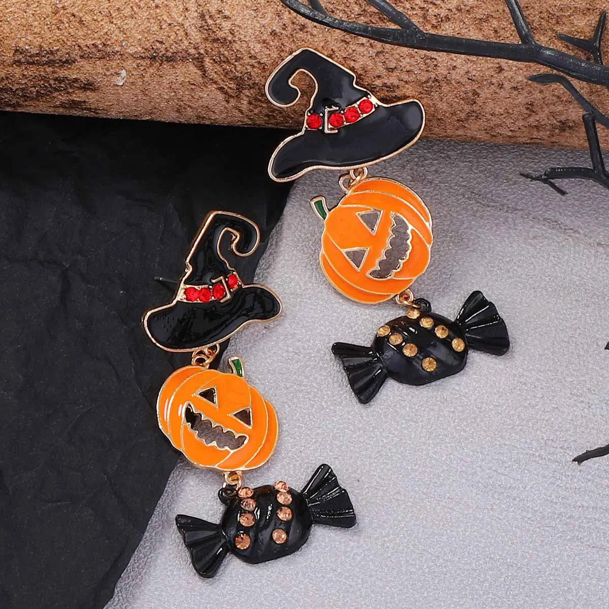 

Halloween Stud Earrings: Pumpkin Head & Wizard Hat Design with Candy Alloy material