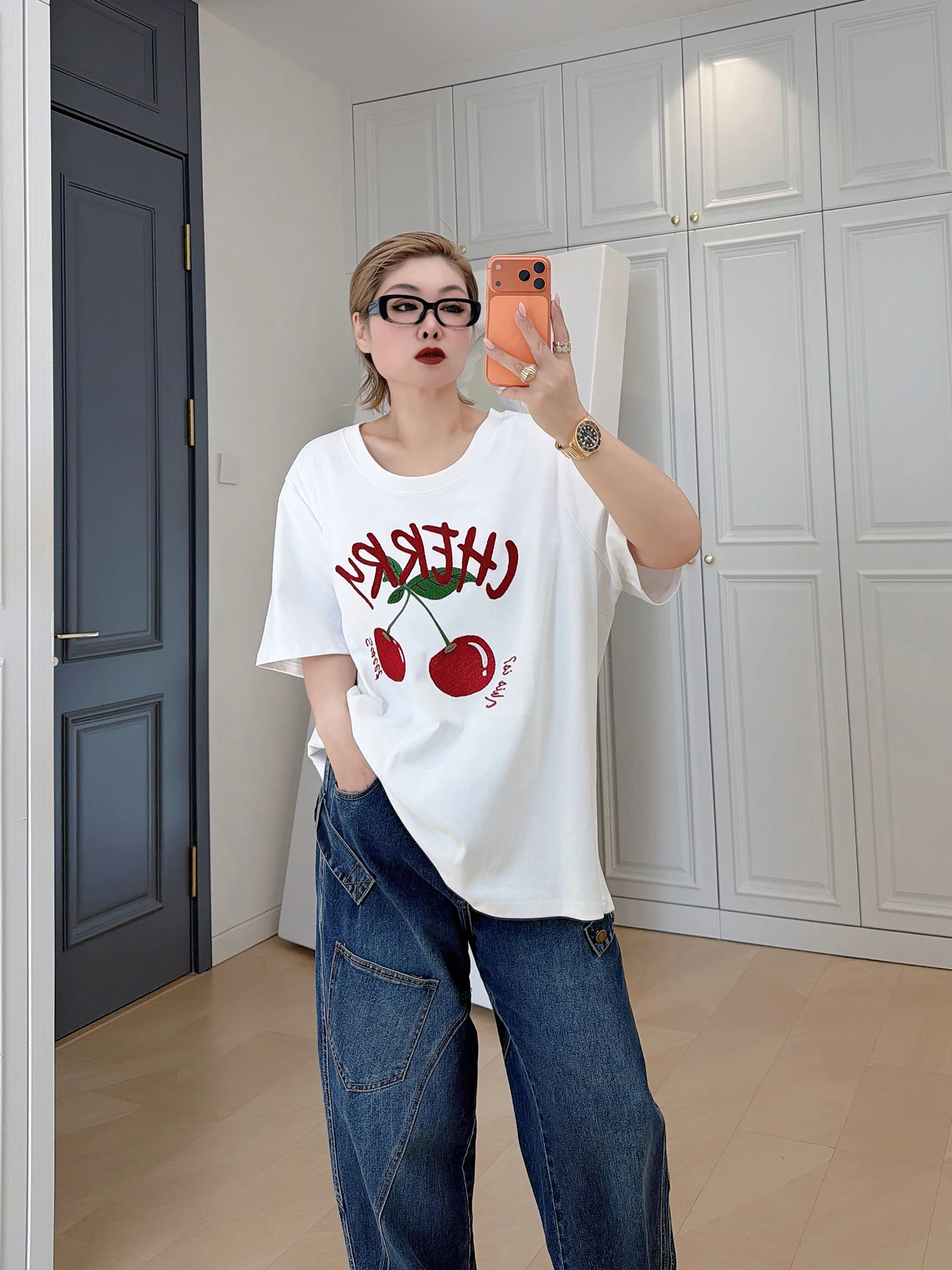 

Cherry Print plus Size Women's T-Shirt Casual Loose Fit Short Sleeve Conceal Flab Slimming Trendy Top for Heavy Girls