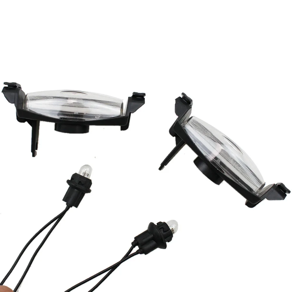 Classic Car Styling Rear License Plate Lights Assembly with Bulb BS1E-51-270 Fit for Mazda 3 2003 2004 2005 2006 2007 2008