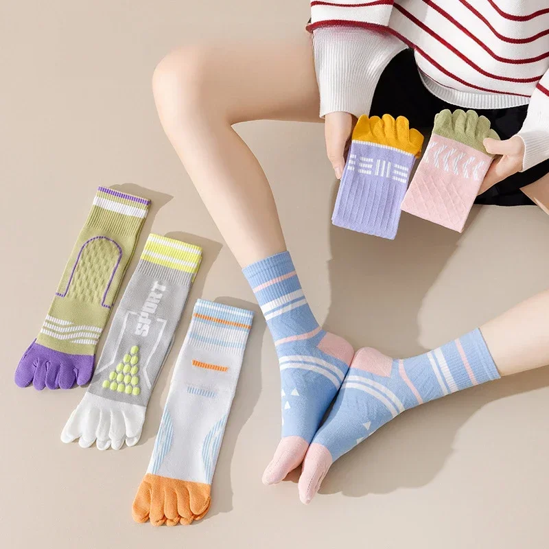 3 Pairs Women Five Finger Compression Socks Middle Tube Crew Toe Socks with Separate Fingers Cotton Sports Gym Running Socks