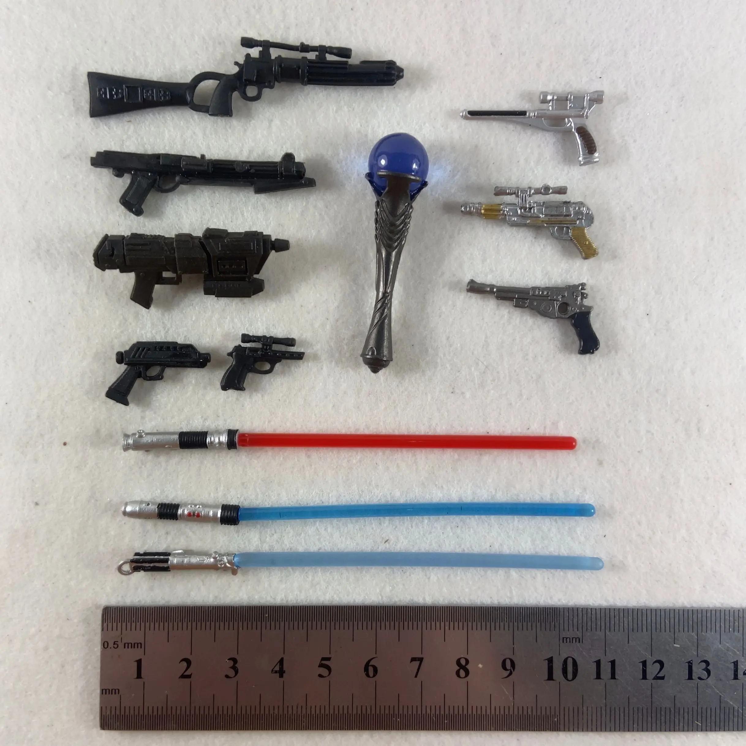 Lot of 2-8pcs 1:12 Scale Blaster Pistol Rifle Guns Weapons Accessories for 6