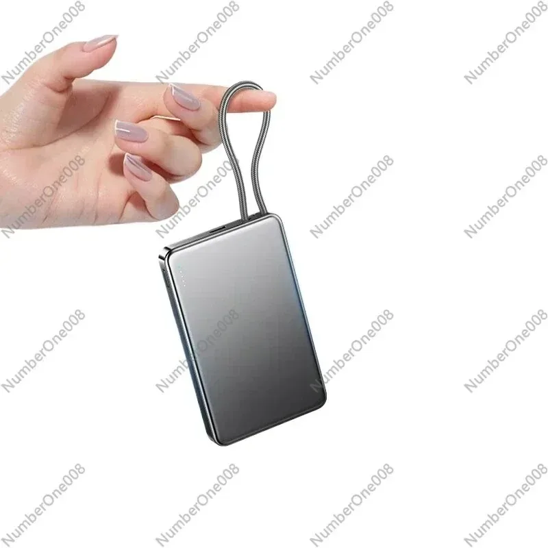 

Тур поставляется с собственным кабельным блоком питания, новая модель для быстрой зарядки — легкая, маленькая и изысканная.