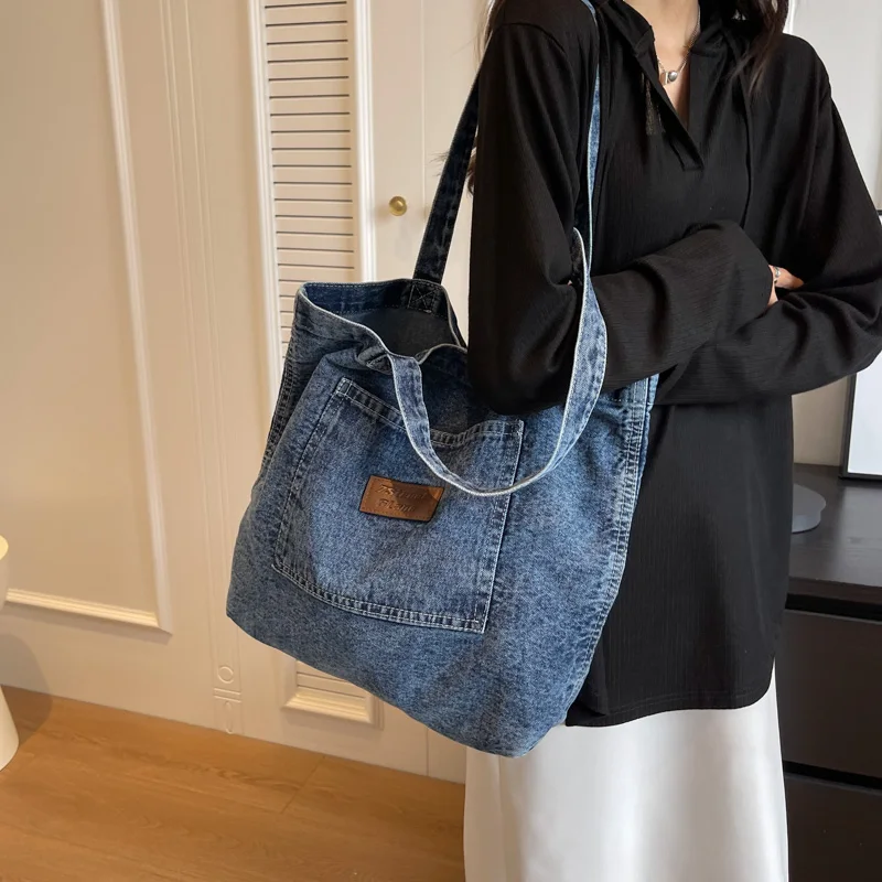 1Pcs Solid Color Denim Shoulder Bag Large Capacity Tote Bag fashion Commuter Work Bucket Bag