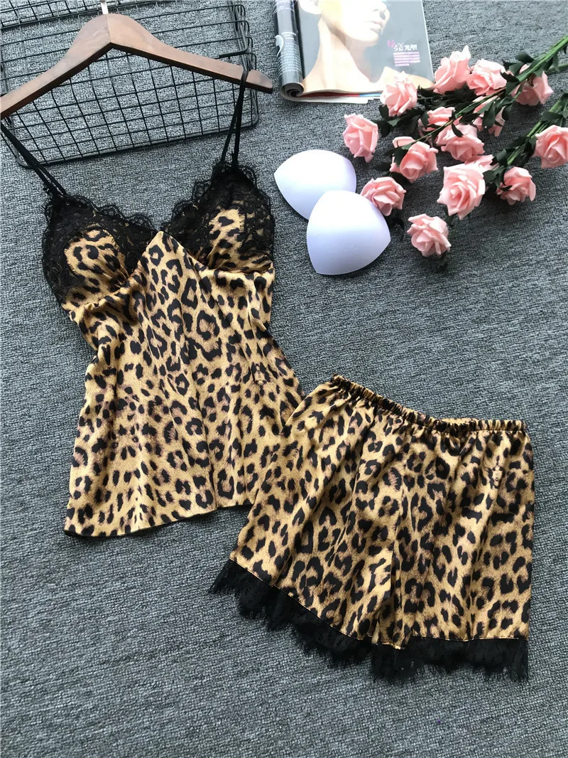 Sexy Leopardenmuster-Schlafanzug, Damen-Cami-Top und Shorts, Pyjama-Set mit Spitzenbesatz, Loungewear, trendiger Tierdruck-Pyjama, neues heißes Geschenk – Detail 1