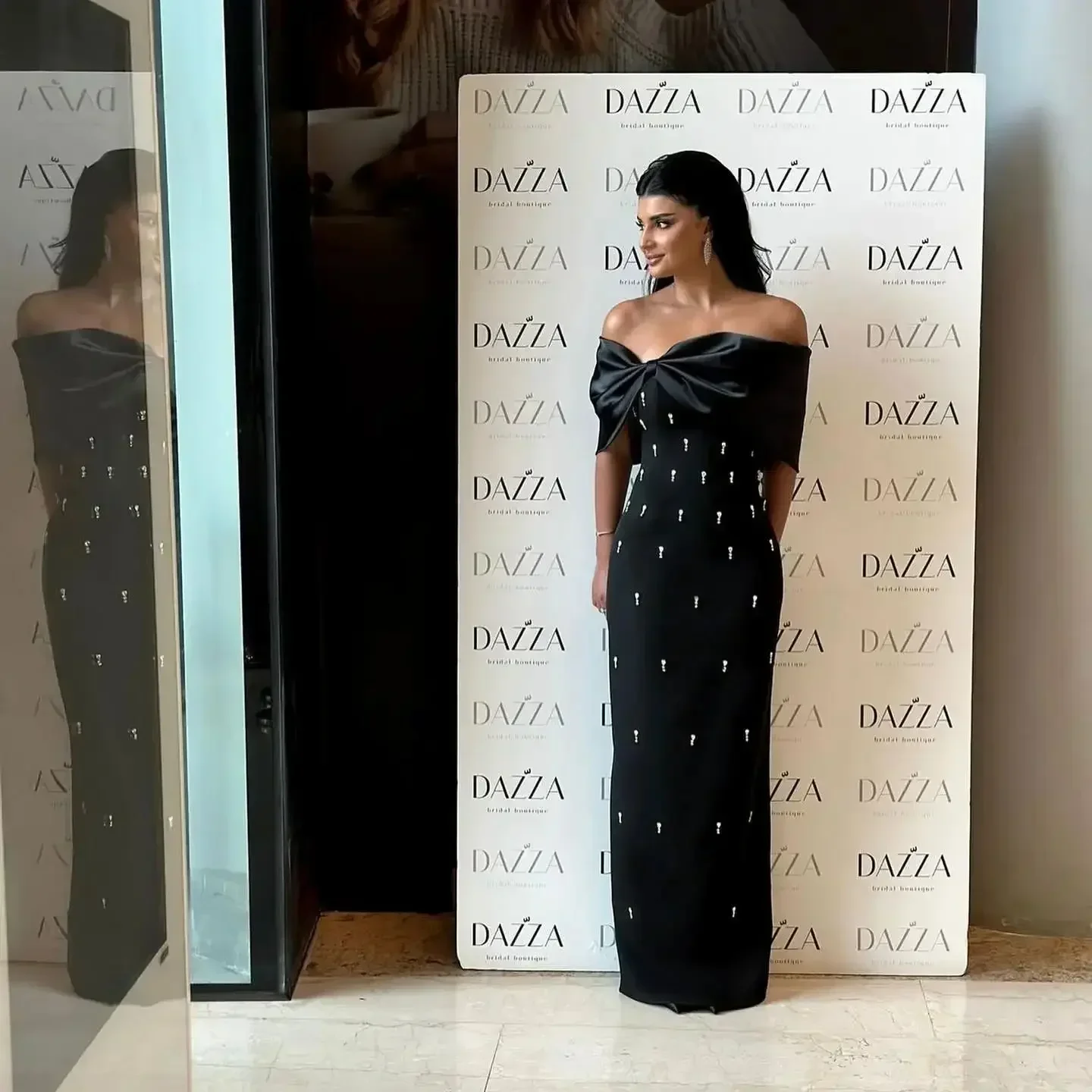 

Customized Elegant Black Prom Gown Women Off Shoulder Beaded Evening Dress Floor Length Straight Formal Occasion Dresses