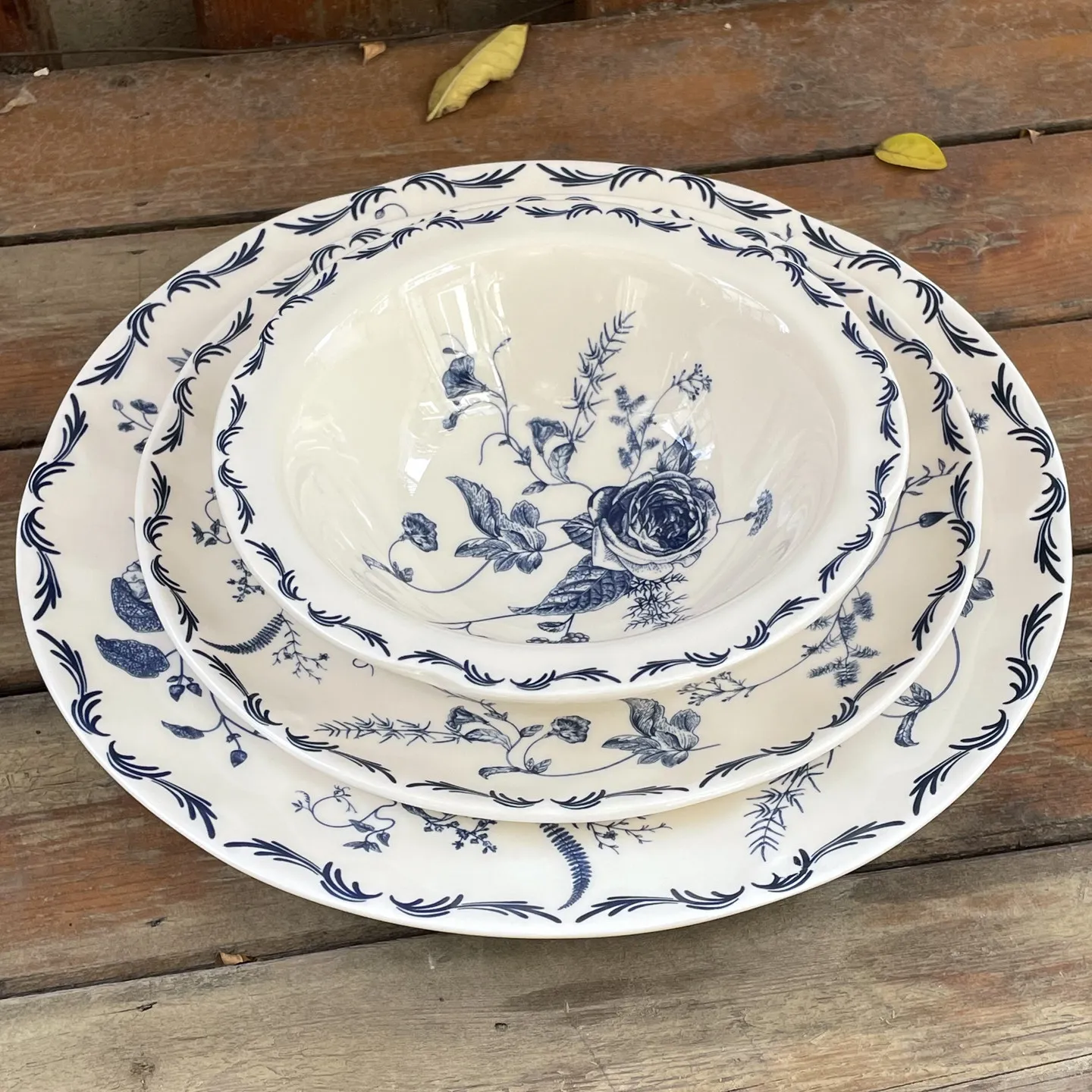 High temperature underglaze color French medieval lace blue flower ceramic tableware steak plate dessert plate Dim sum plate