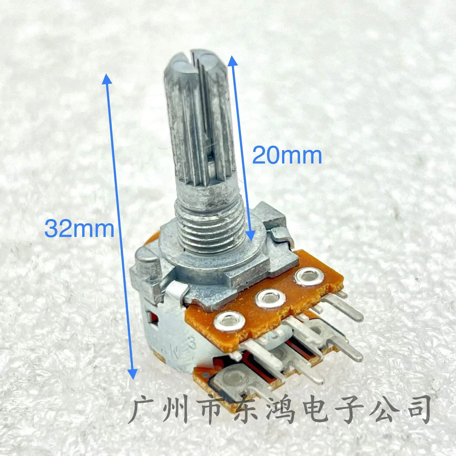 1 PCS ALPS RK163 16 type B100Kx2 dual six-pin volume potentiometer imported from Japan, shaft length 20MM