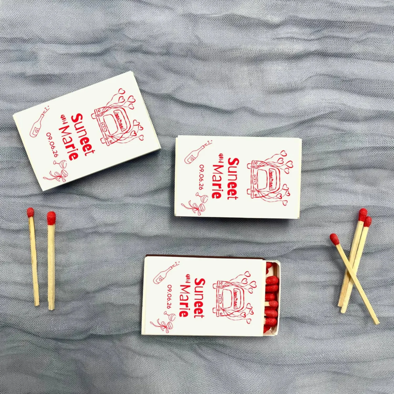 

Foiled wedding matchboxes, Gold Foil Matchboxes, Personalized Matchboxes, wedding Matchboxes, Let love sparkle, The perfect Matc