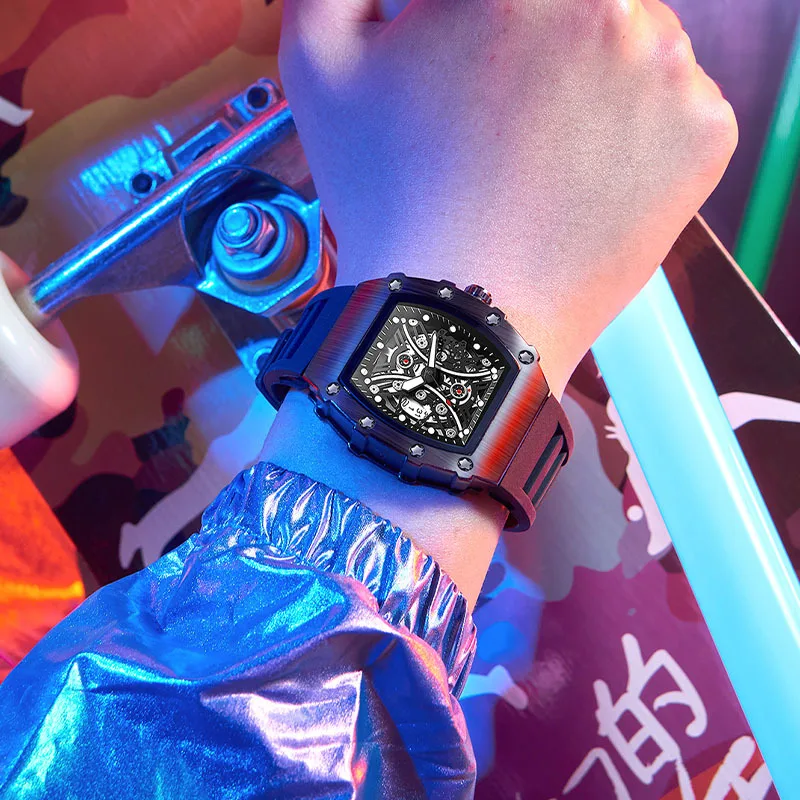 New Men's Sports Fashion Quartz Watch, Exquisite Design, Trendy and Fashionable, Luminous Display, Barrel-Shaped Watch, Silicone Strap, Plastic Case, Electronic Quartz Movement, Suitable for Men, Ideal Gift for Valentine's Day, Easter, Halloween, Ramadan, Birthdays, Christmas, and for Friends