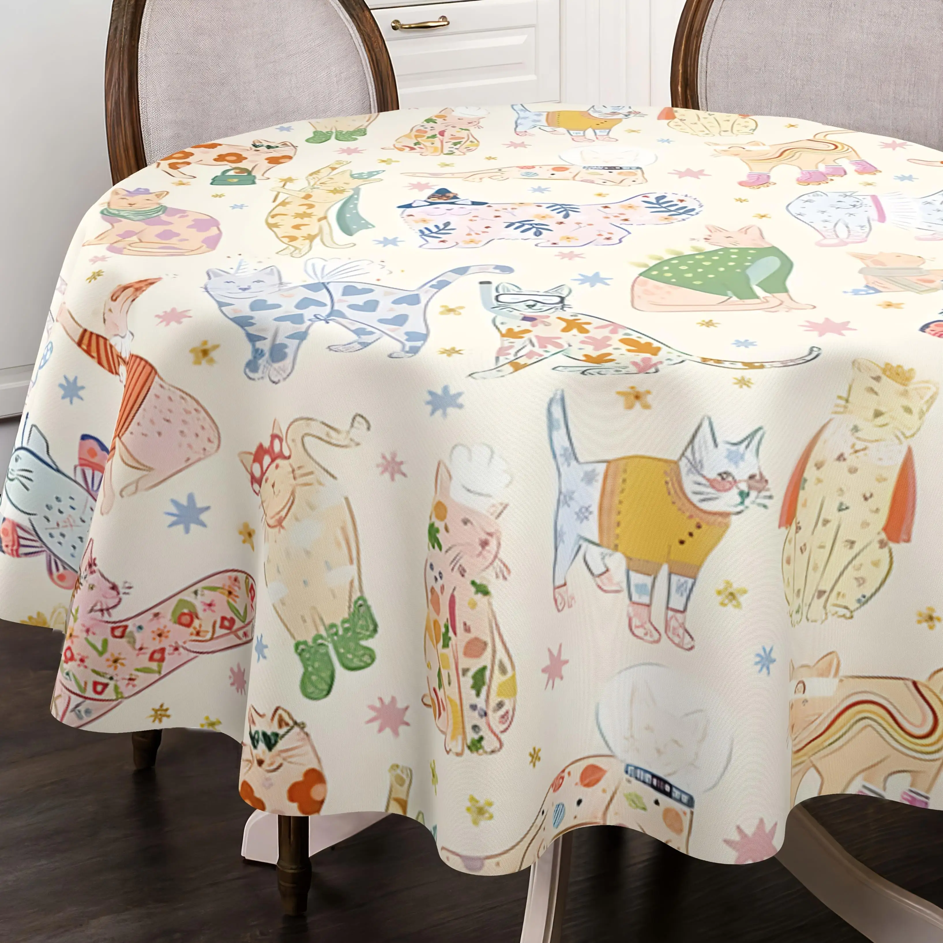 One cute crown-striped green skating butterfly cat pattern Ins-style cozy and fashionable delicate tablecloth