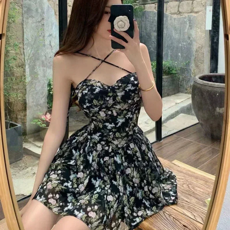 2024 New Fashion Women\'s Summer French Vintage Floral Suspender Dress Female Sweet and Spicy Wind Lace Short Skirt Female