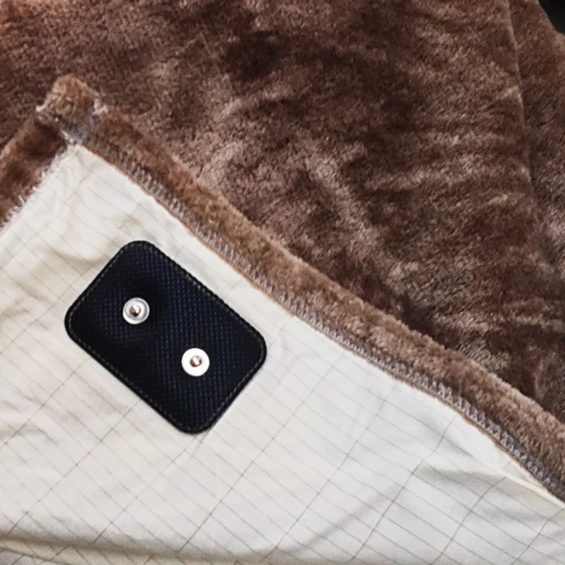 Clearance-Sale Flannel Blanket 49x59inches,Shed-Resistant,Inner Layer:95% Cotton,5% Silver-Infused Fiber Thick & Plush Texture
