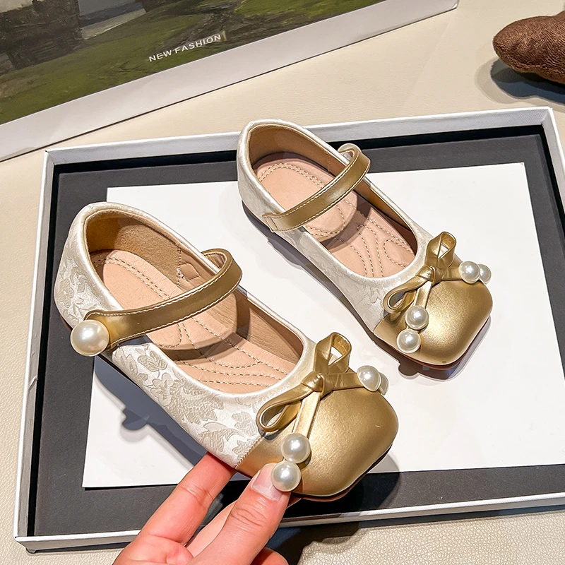 

2026 New Fashion Girls' and Children's Casual Shoes Spring Autumn Toddler Ballet Printing Decorative Non-slip Retro Flat Shoes