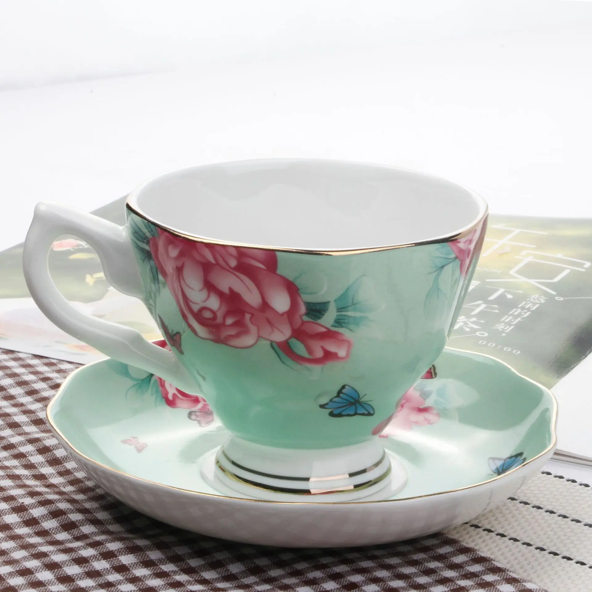 Creative Bone China Flower Tea Cup And Saucer Set Ceramic Coffee Cup Set British Black Tea Cup Chinese Wedding Tea Set