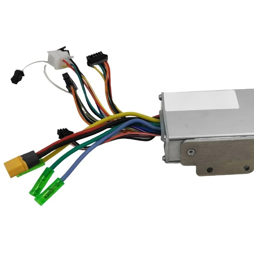 

Контроллер двигателя 48В 20А для электросамоката KuKirin G2 Pro с плавной работой и защитой от низкого напряжения 40В