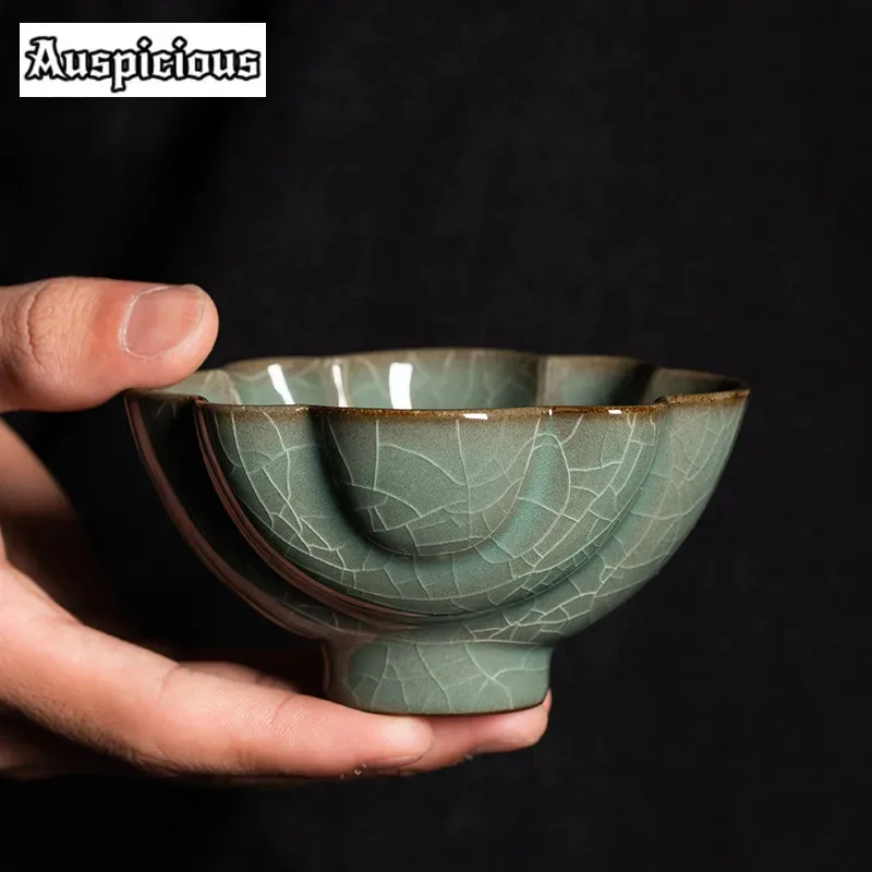 

135ml Famous Master Handmade Longquan Celadon Teacup Song Charm Curved Master Cup Tea Bowl Chazhan Kung Fu Teaset Collection