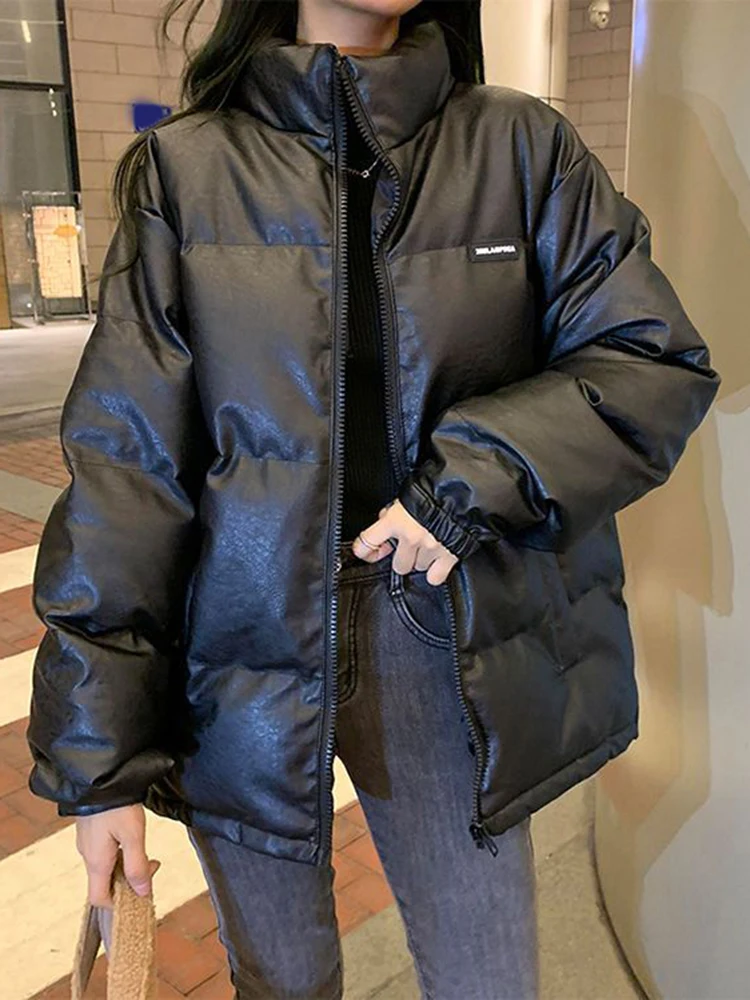 Zoki Streetwear Y2K Frauen Pu Parkas Winter dicke Pu Leder schwarz geschwollene Mäntel Mode warme Baumwolle Daunen weibliche schicke Reiß verschluss jacke