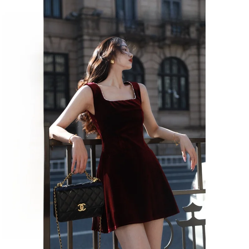 

Elegance Velvet High Waist A-Line Pearl Trim Dress Fashionable Women's Clothing Winter Season Polyester Fiber