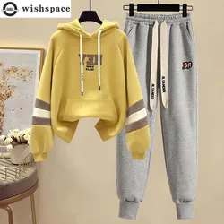 Sports Set for Women in Spring and Autumn New Korean Version Color Blocking Hooded Top Casual Pants Age Reducing Two-piece Set