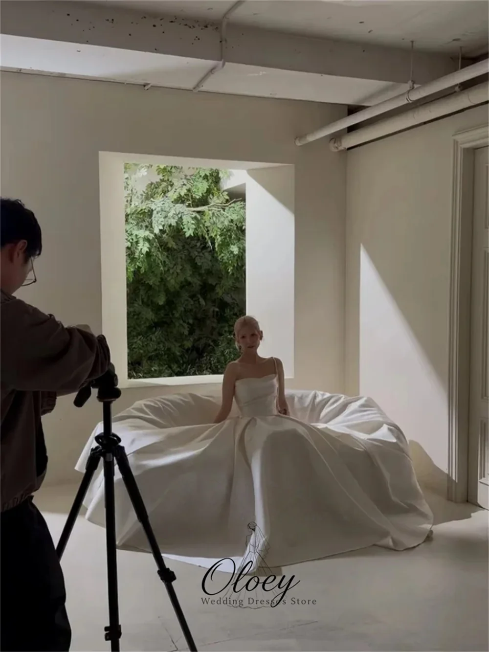 OLOEY Minimalist One Shoulder Spaghetti Strap Korea Wedding Dress Photo Shoot A-Line Satin Outdoor Bridal Gown Customized