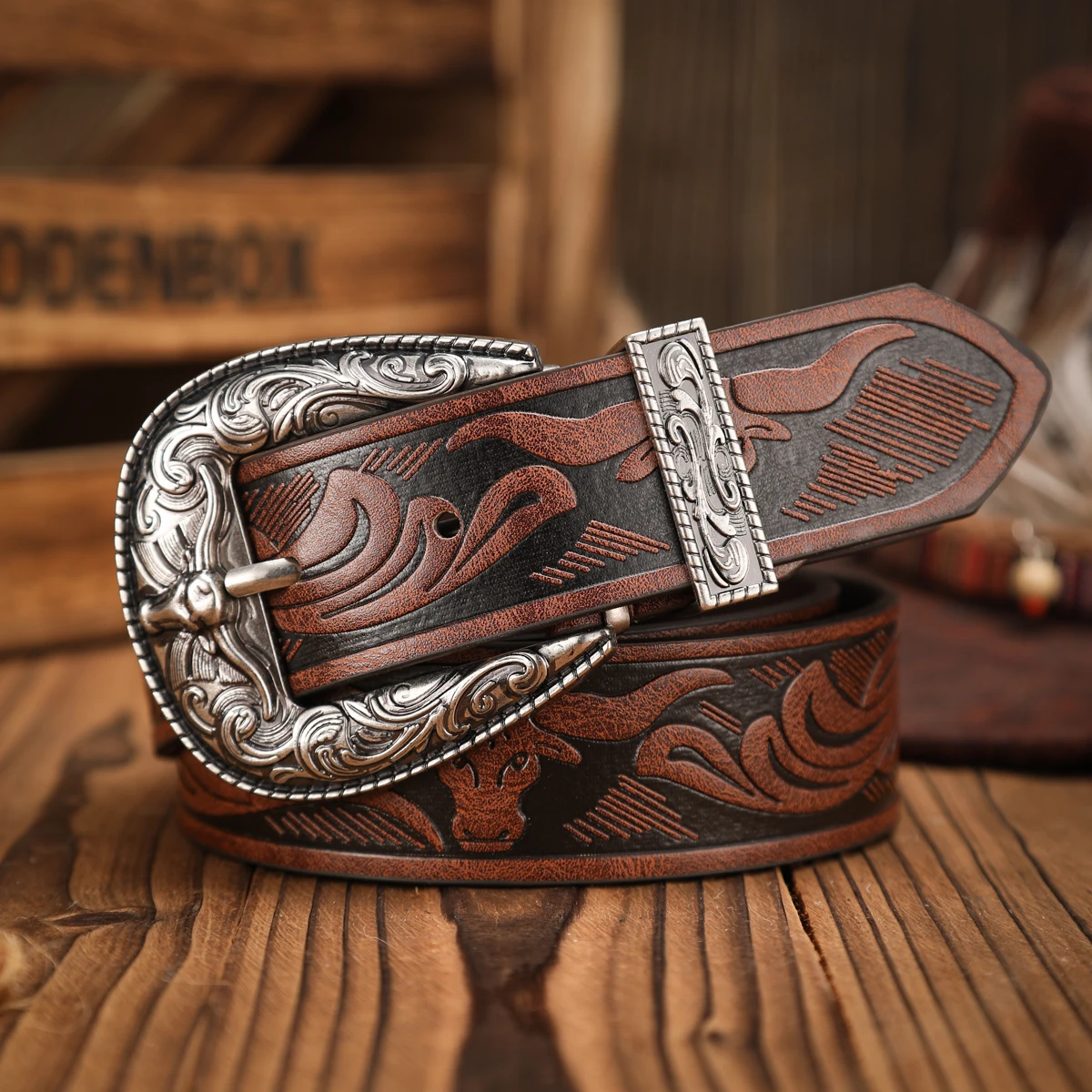 Ein lässiger, individueller und Retro-Gürtel, ein Kleidungsaccessoire im Western-Stil, Metallschnalle, PU-Gürtel, geeignet für Männer und Frauen – Detail 5