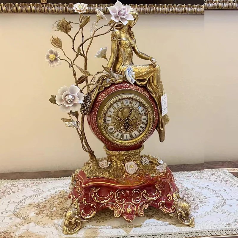 QUYANG Luxury Classical European Villa Decor Gold Desk Clock Casting Bronze Brass Angle Sculpture Table Clock