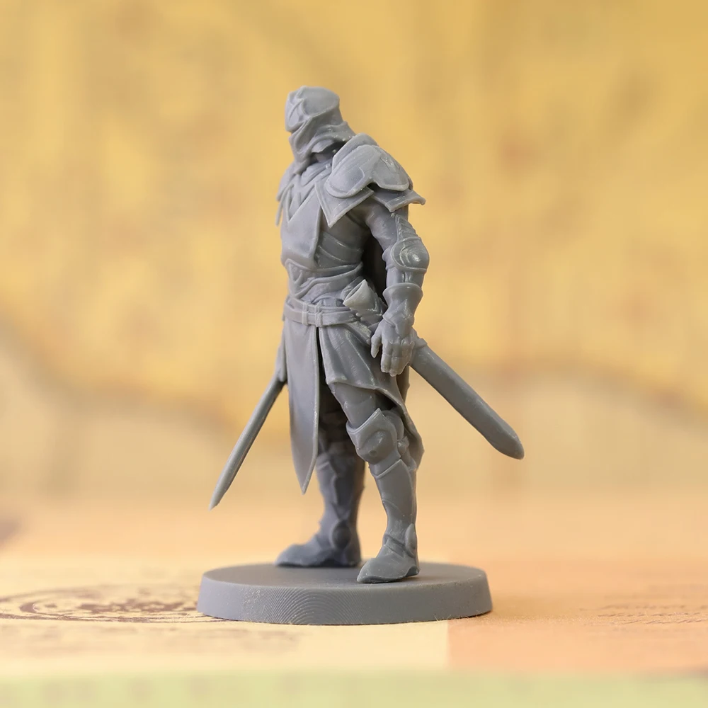 Armored Knight Warrior Miniature Unpainted Resin Model, DND Tabletop RPG Wargame Fantasy Paladin Figure