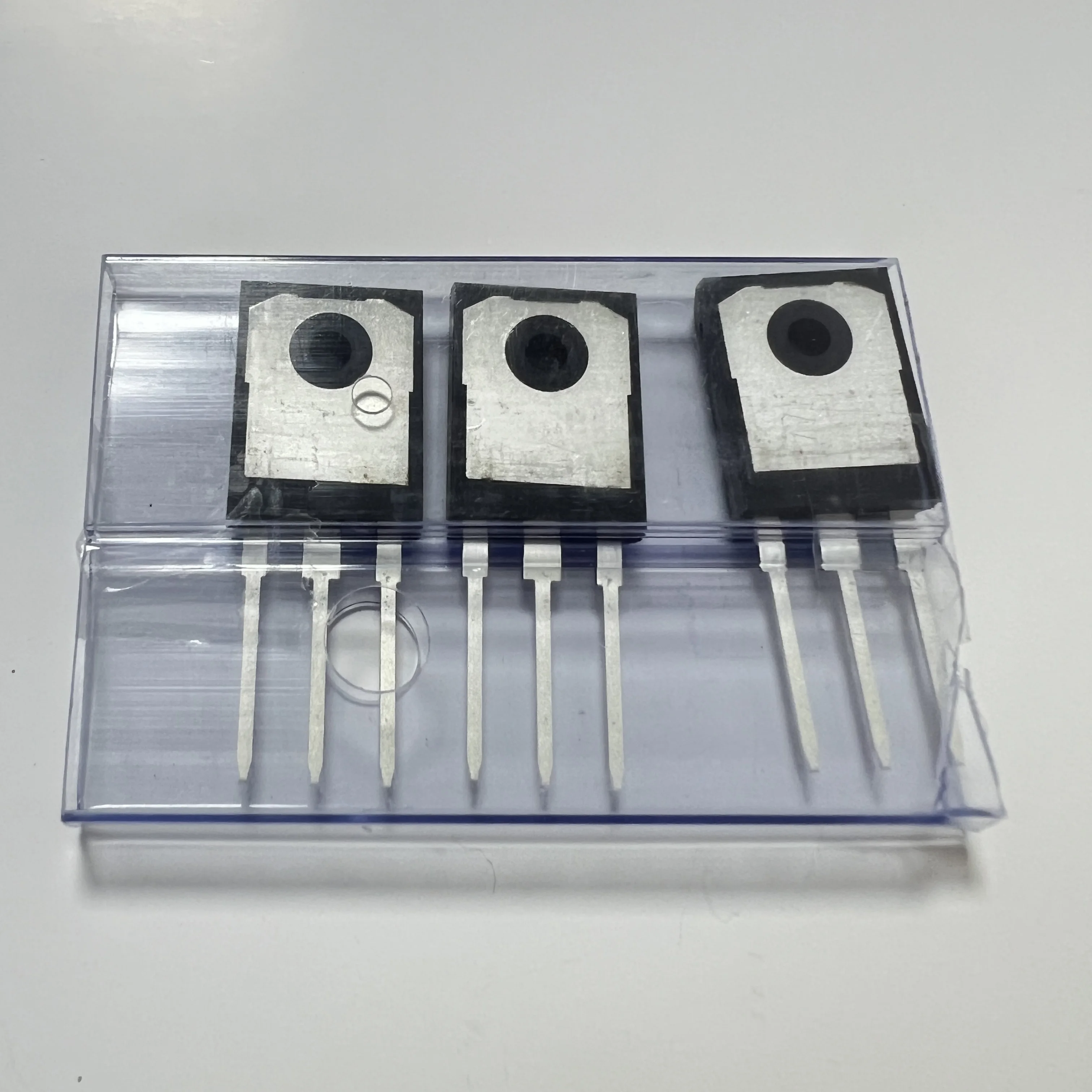 3 buah/lot IKW50N65EH5 (IGBTs)