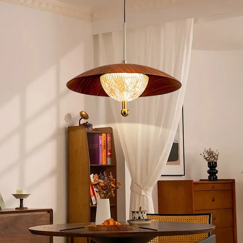 الرجعية الفرنسية نمط القرون الوسطى غرفة الطعام الإضاءة مصمم الإبداعية شخصية الجوز نمط مطعم ضوء الثريا #4