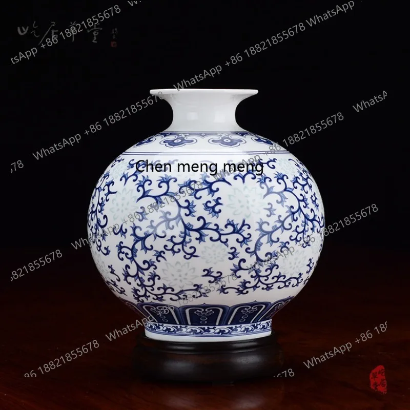 

Vase blue and white exquisite pomegranate vase Jingdezhen ceramic small vase blue and white porcelain factory direct sales