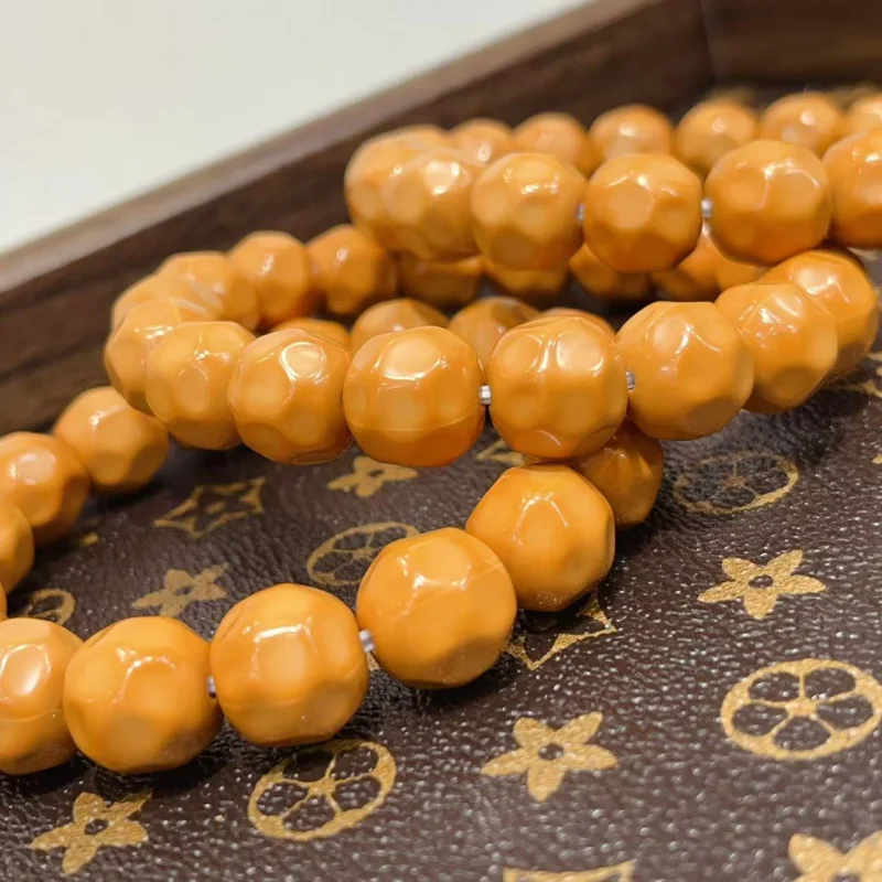 

Monkey Cheese High-End Bracelet Ornament