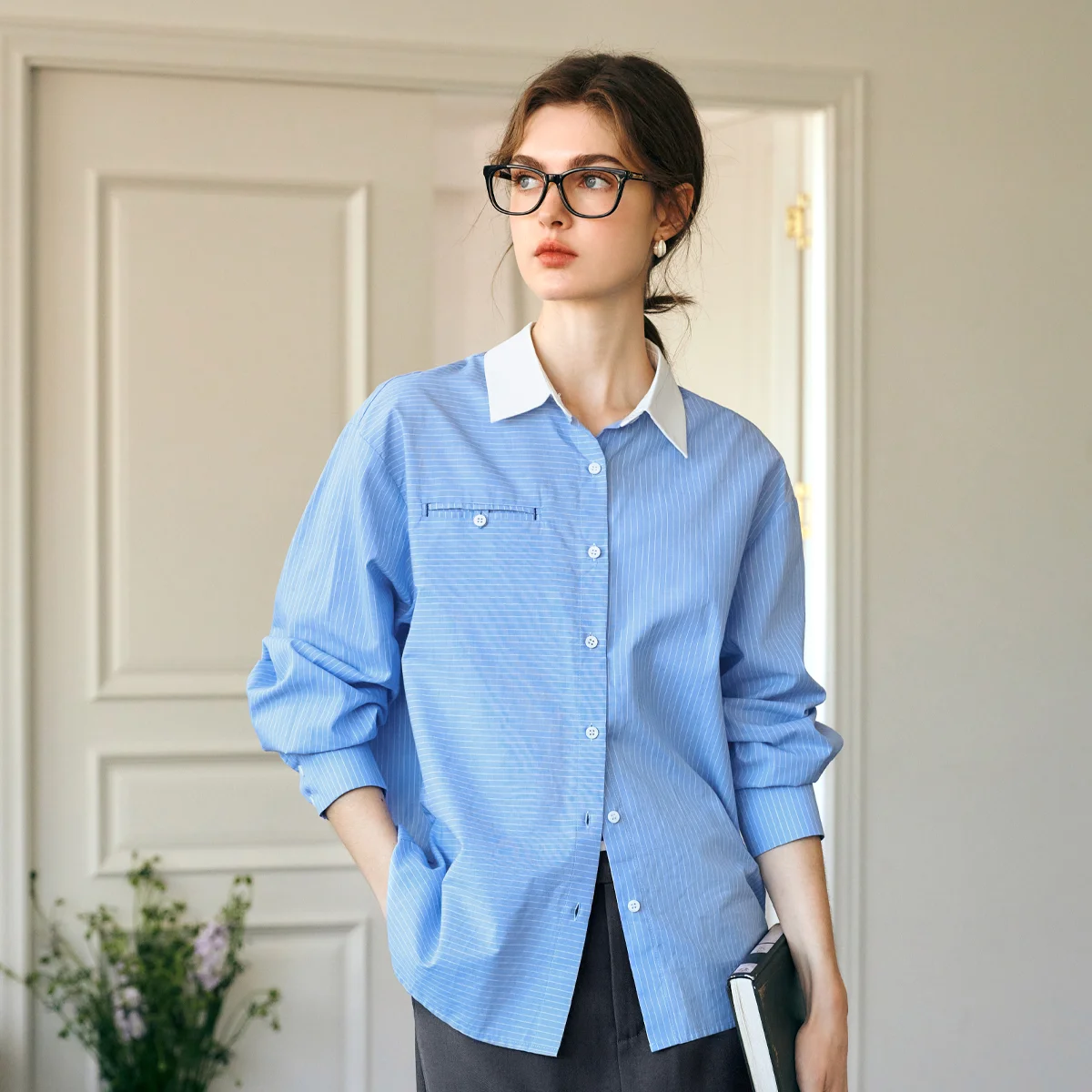 

OLrain Long Sleeve Shirts 2025 Autumn New Striped Turn-down Neck Design Blouse Women's Loose Fit Casual Female Tops N57CC96381