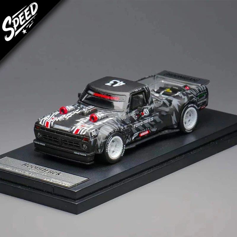 

SW In Stock 1:64 Mustang Hoonicorn RTR F150 Hoonitruck Panda Figure Toys Street Warrior Diecast Car Model
